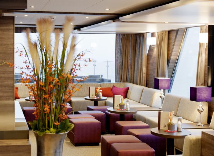 Entertainment on MS Amadeus Silver II